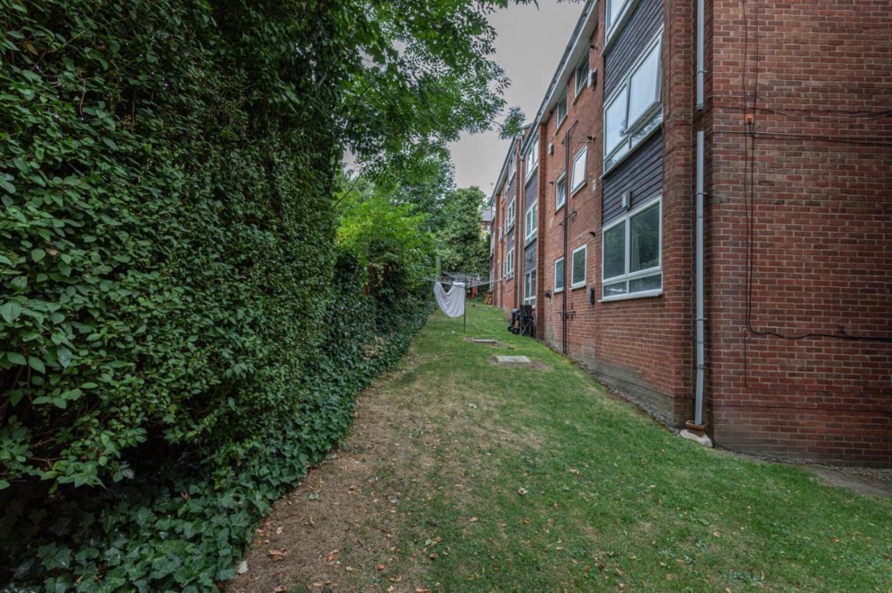 Hanifa place Leeds  Exterior foto